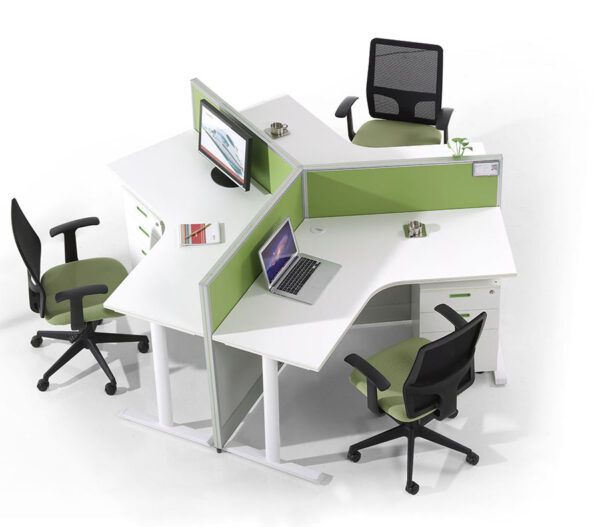 WORKSTATION BENCH TRIANGULAIRE DE 3 POSITIONS AVEC 3 PANNEAUX MODÈLE STRIPE